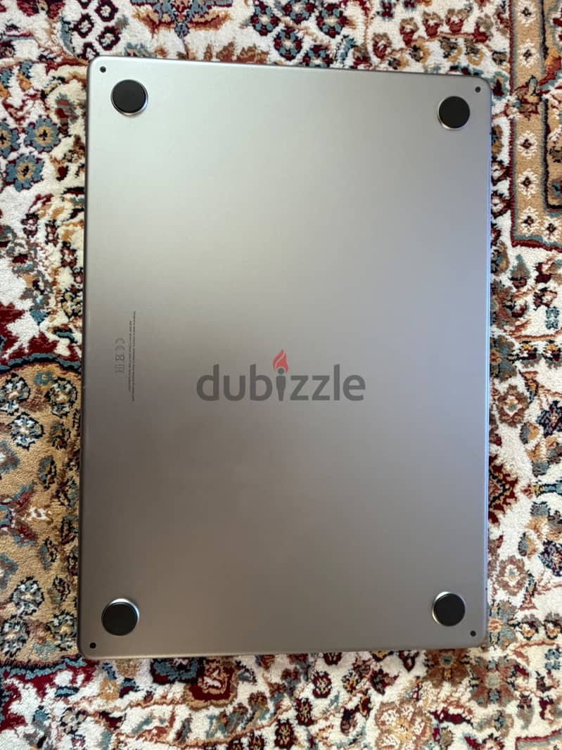 MacBook Air m2 15 inch 7