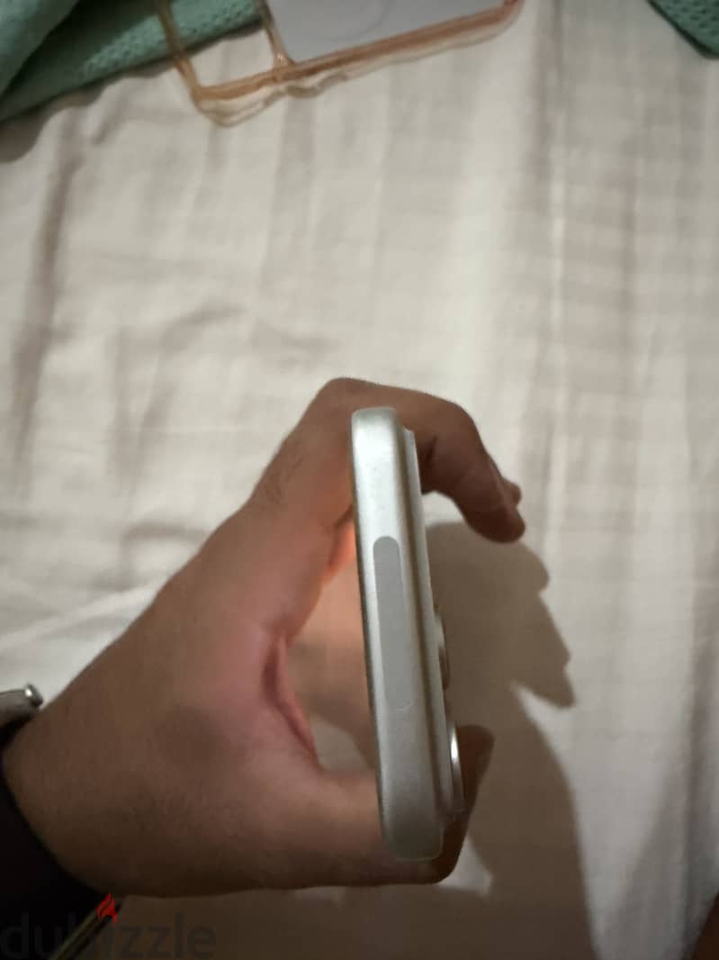 Apple - iPhone 17 Pro Max 4