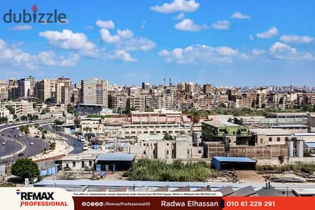 مرخصة موقع مميز مطلات مفتوحة علي قناه السويس شقة للبيع في محرم بك