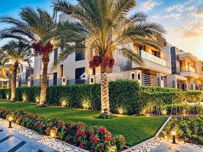 Townhouse available for immediate handover, featuring VIP-level finishing, located in the most prestigious compound at La Vista City.