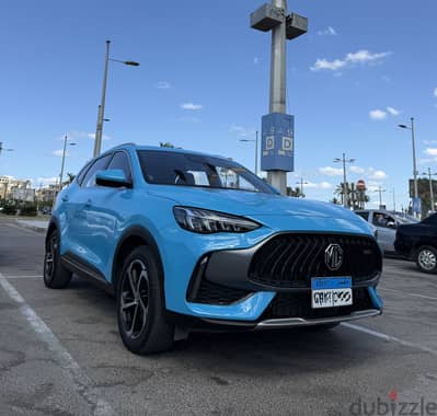 MG HS 2025 TROPHY LIVERPOOL EDITION