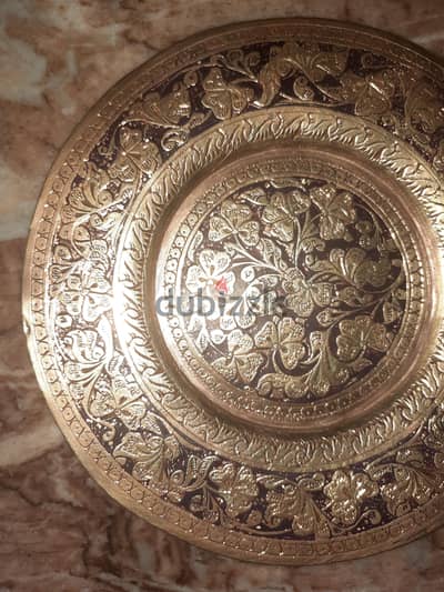 طبق هندى نحاس15سم قطرختم ملكى وصناعه خلفى ثقيل نقش هاندميد