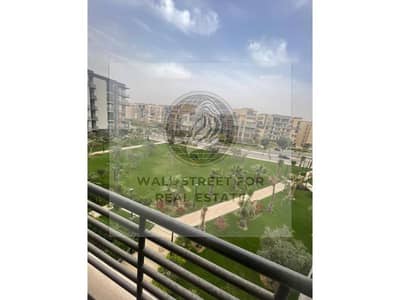 apartment 78m for sale in B8 open view near the club old contract installment over 12 years