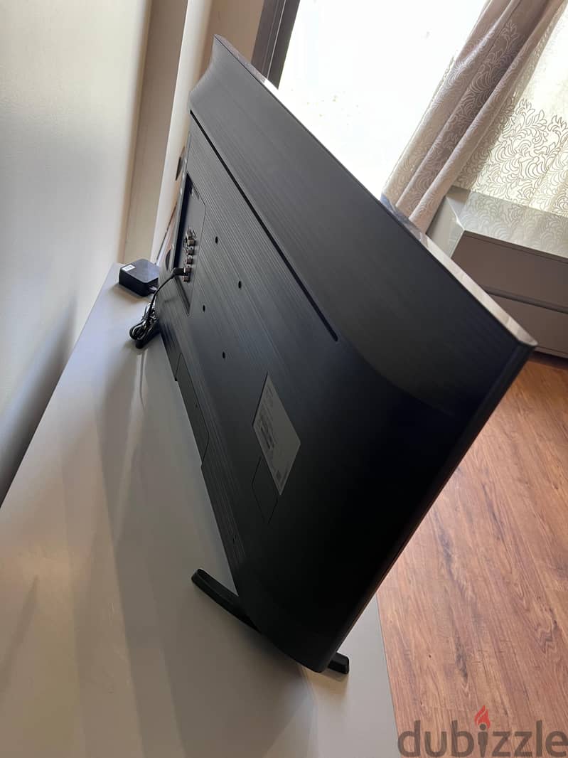Samsung 32'' T5300 Smart LED TV 5