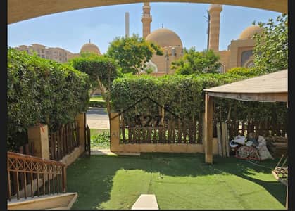 The most beautiful land with a garden in my city, Al-Bayy 3, ultra super lux finishing, first occupancy, Talaat Mustafa, immediate delivery, very distinguished location, model 100