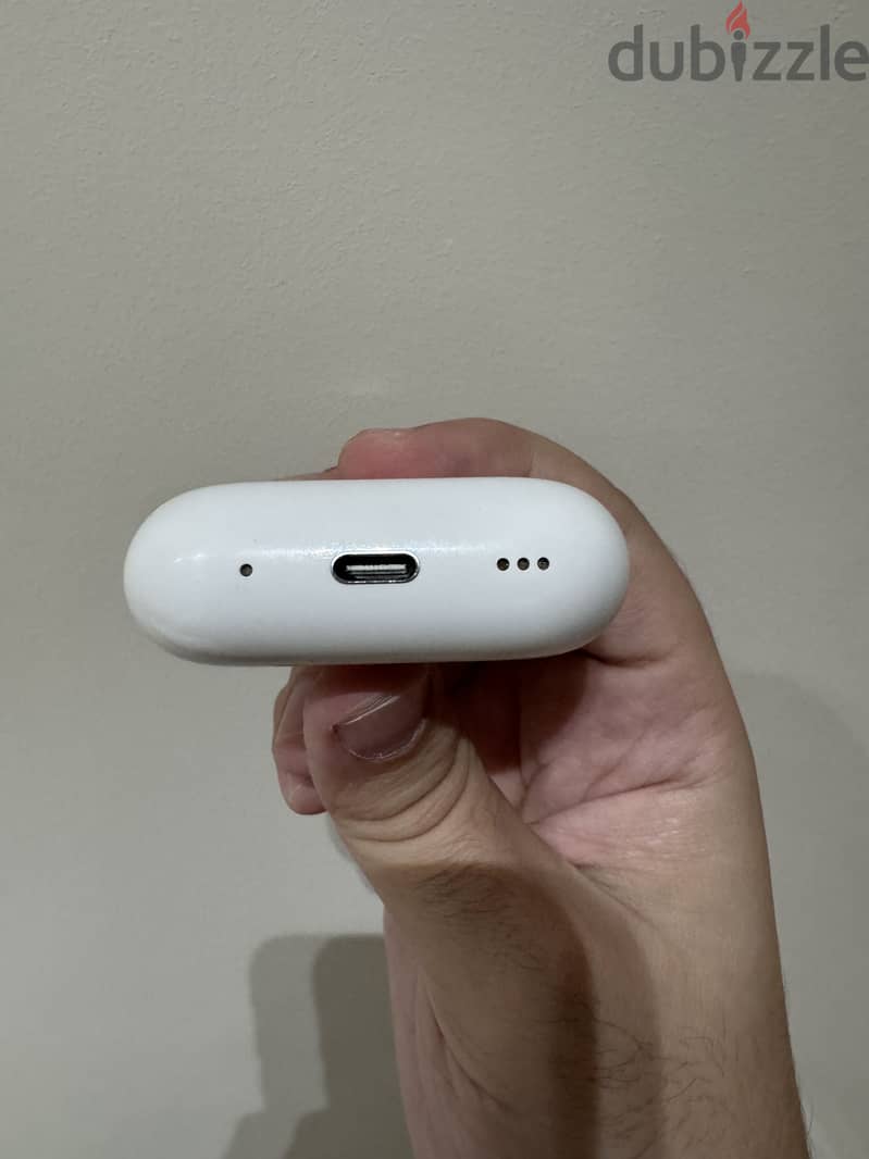 Apple AirPods Pro 2 USB-C 3