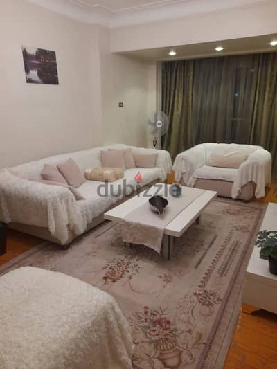 شقة للايجار في محي الدين المهندسين بجانب نادي الصيد