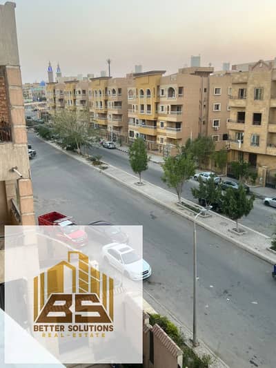 شقه للبيع -مدينة العبور الحي التاسع - علي الحزام الاخضر وامام كمبوند دار مصر