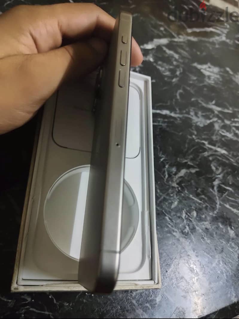Apple - iPhone 15 Pro Max 2