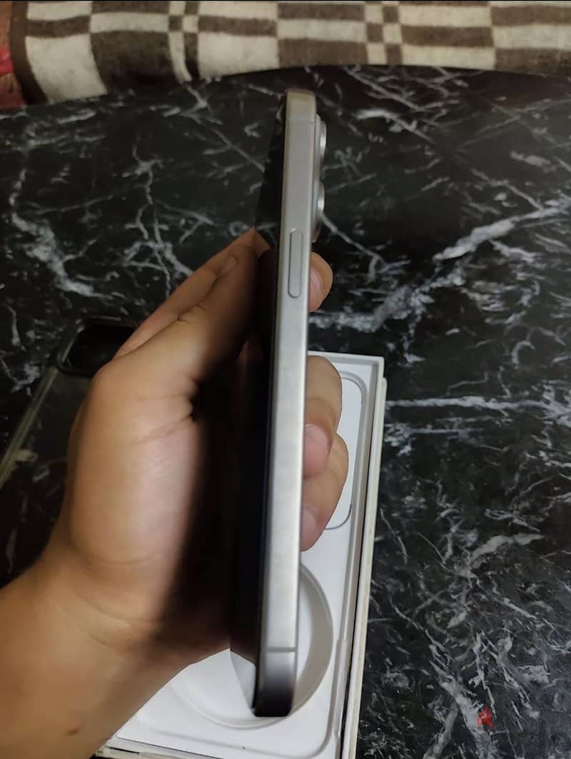 Apple - iPhone 15 Pro Max 5