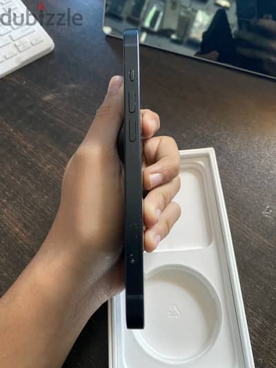 Apple - iPhone 13