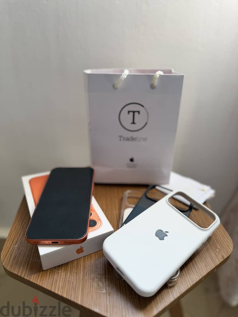 Apple - iPhone 17 Pro Max 2