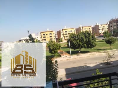 شقه للبيع في مدينه العبور الحي التاسع موقع مميز جداااا