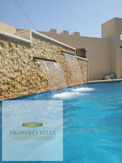 Villa for sale in Golden Square with a private elevator at a very special price