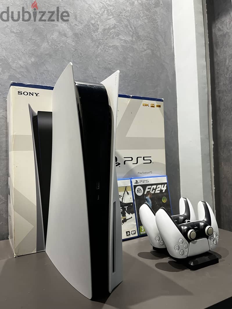 Play station 5 4