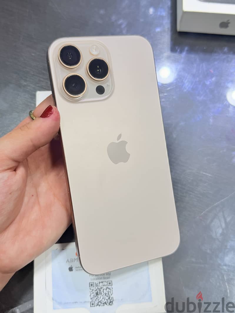 IPhone 16 pro max 9