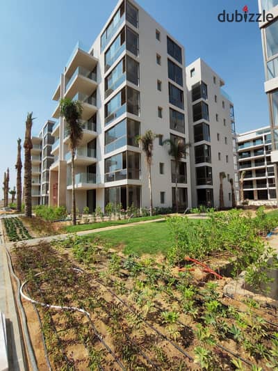 With Installments Apartment 143m for Sale in Lake View Residence 2 New Cairo