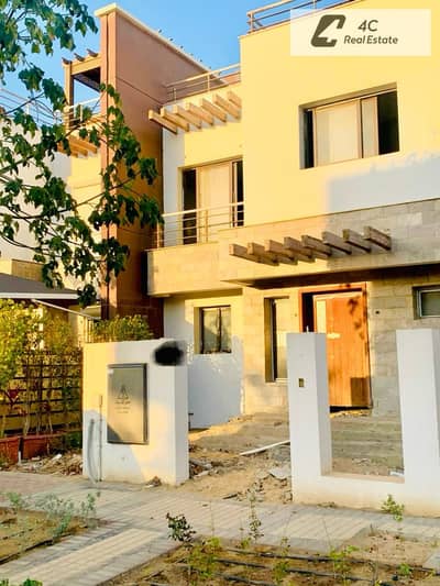 Lowest Price Middle Townhouse with Landscape View at the  For Sale in Hyde Park, New Cairo