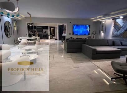 Apartment for Sale | 10% Down Payment | Ready to Move | 7-Year Installments  Spacious 3-bedroom apartment with villa-sized space, available with only
