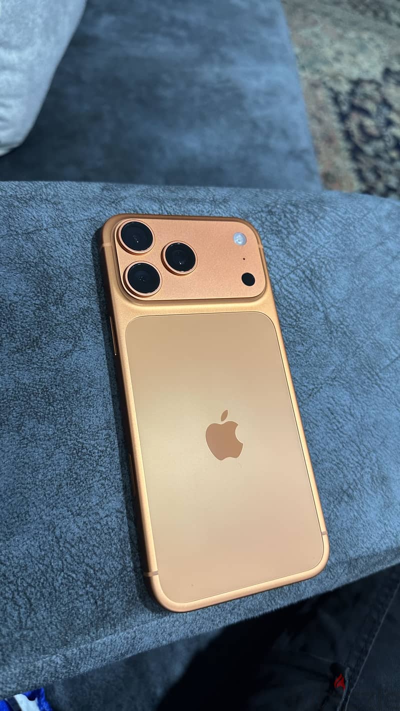 Apple - iPhone 17 Pro Max 1