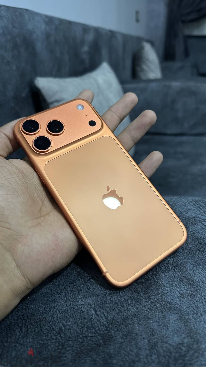 Apple - iPhone 17 Pro Max 3