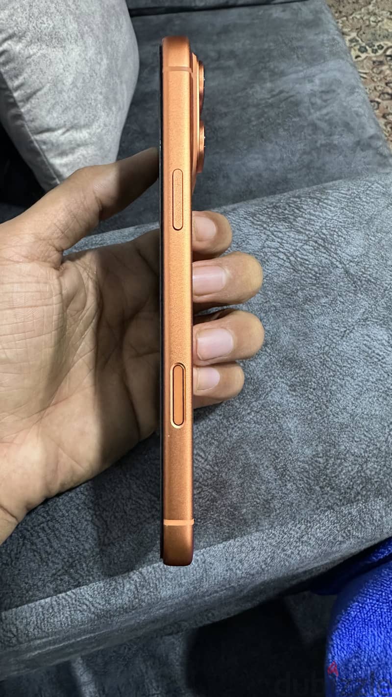 Apple - iPhone 17 Pro Max 5
