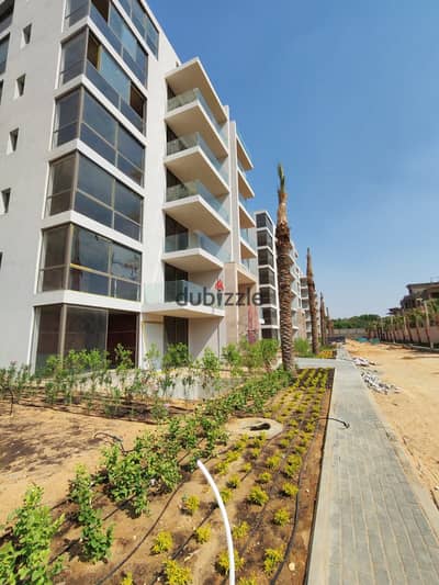 للاستلام الفوري شقة 181م للبيع في ليك فيو ريزيدنس 2 القاهرة الجديدة Lake View Residence 2 New Cairo