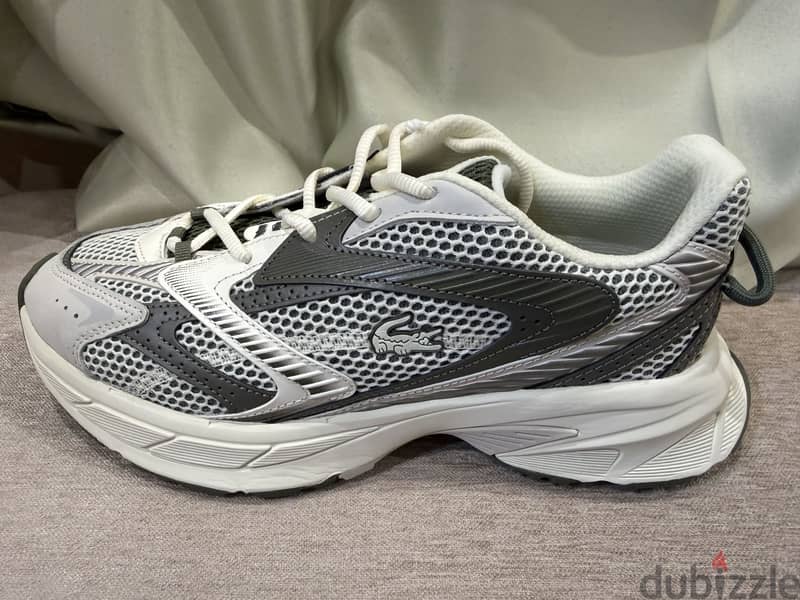 Lacoste Shoes - Size 41 6