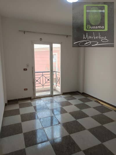 Apartment for rent in Compound Rawdat Zayed with elevator at a bargain price