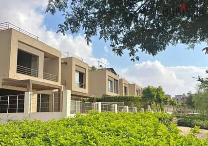Early Delivery Townhouse in Palm Hills New Cairo next to iCity and Al Ahly Club