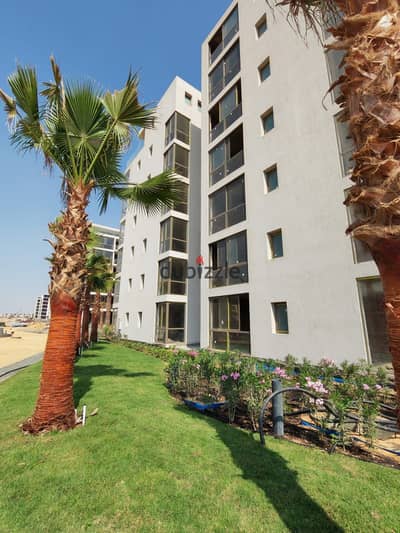 with Installment Apartment with Garden for Sale in Lake View Residence 2 New Cairo