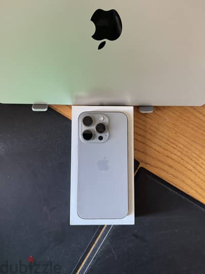 iPhone 15 Pro (256)