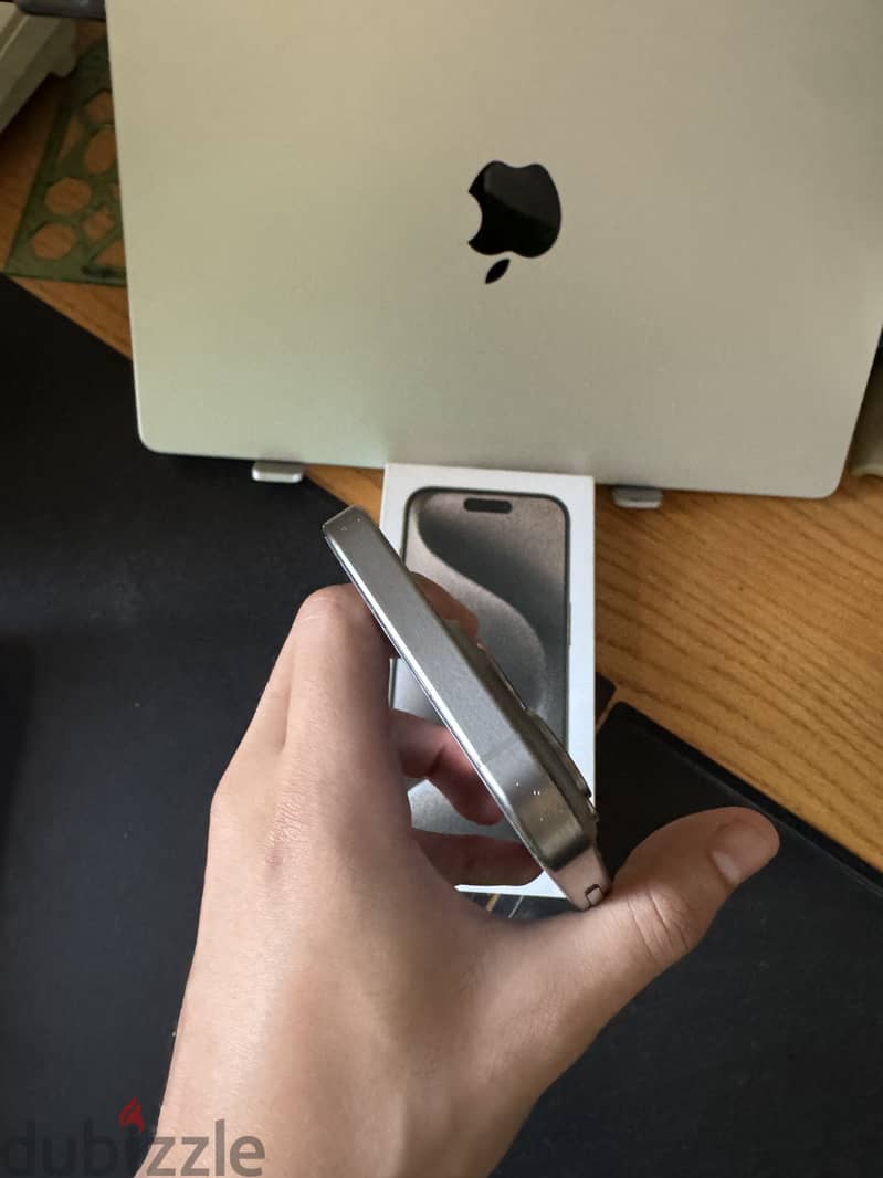 iPhone 15 Pro (256) 5