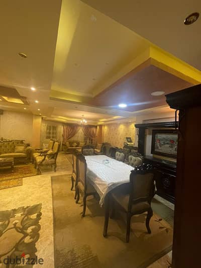 Apartment for sale in Zahraa El Maadi with an area of 300 meters, four rooms
