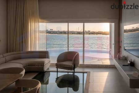 Hotel-style chalet for sale (50 sqm) – North Coast, Marina 5, Lisan Al-Wuzara (Down payment: EGP 900,000 | Hotel management with high investment retur