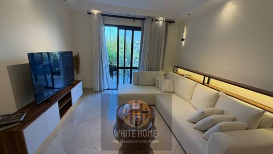 Apartment ultra modern finishing fully furnished prime location, under market price in Best location in New Cairo ,In Sodic Eastown compound near mall