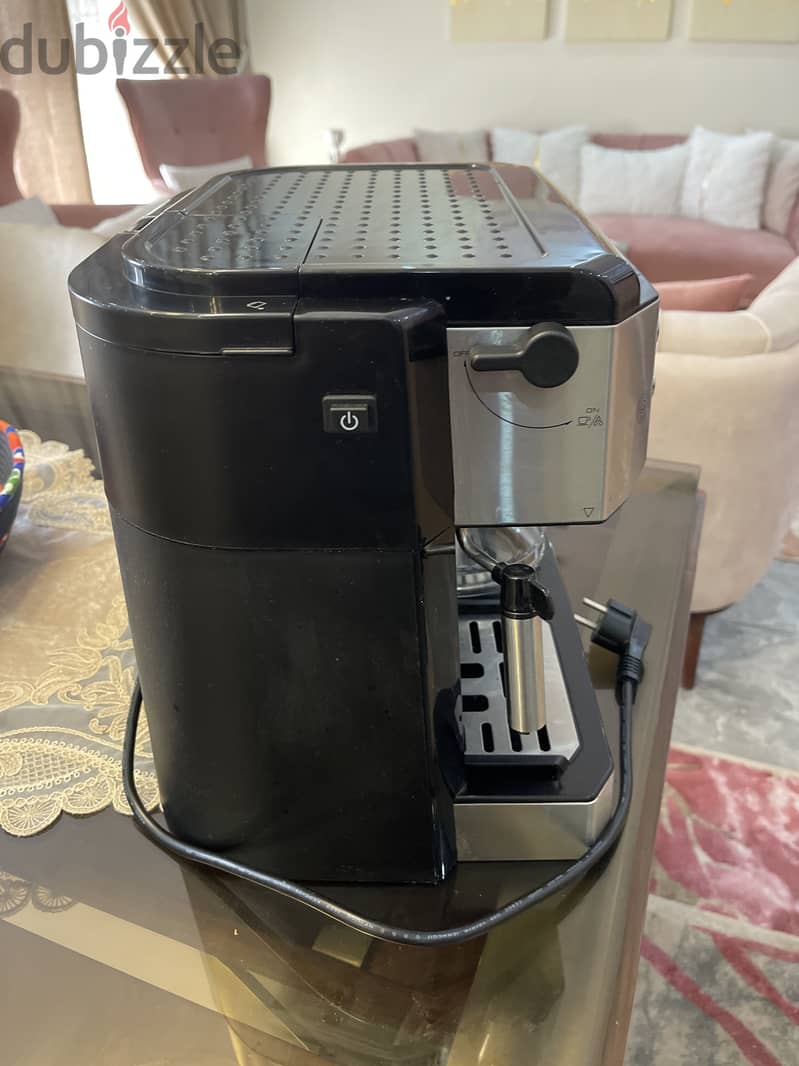 De’longhi Dual Function Coffee Machine (Espresso & Drip Coffee) 3