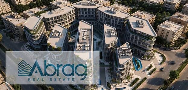 صيدلية واجهة علي المحور المركزي مباشرة للبيع بمقدم 5% وتقسيط حتي 10 سنين في 6 اكتوبر