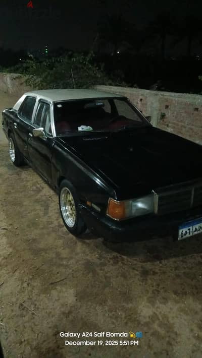 مازدا 929 موديل ٨٠