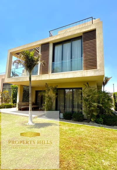 Last corner villa for sale immediate delivery with a discount, a fantastic price in Sodic East, in Al-Shorouk.