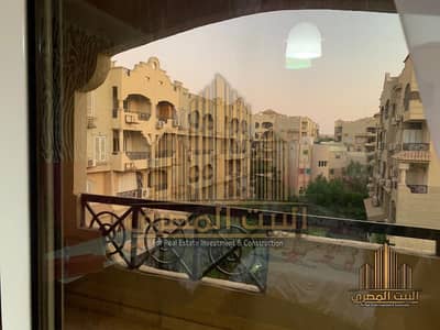 شقه 250 م للايجار المفروش في كمبوند ريتاج بالتجمع الخامس بسعر 35000