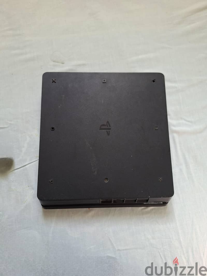 Playstation 4 Slim 500GB 5