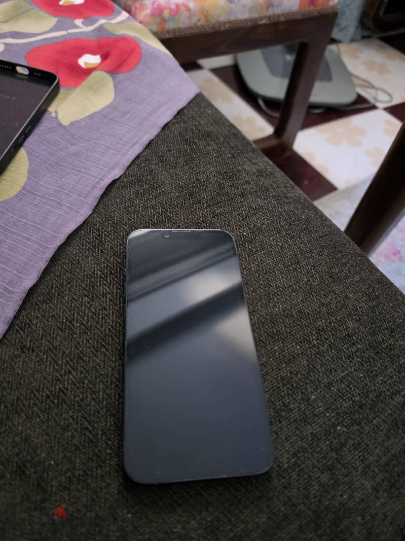 Apple - iPhone 14 1
