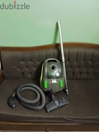 مكنسة فيليبس EasyLife 1800W أصلية بجميع الملحقات (سعر لقطة)