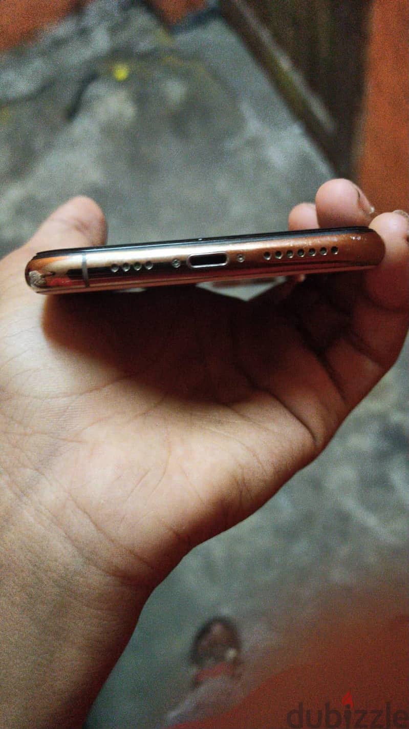 Apple - iPhone 11 Pro Max 1