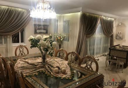 شقة للبيع 200 متر تشطيبات سوبر لوكس قريبة من جيت واي وبوابة 13 الدور الرابع اسانسير في المرحلة الرابعة الرحاب Al Rehab
