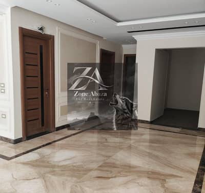 Ground floor apartment for rent with garden, 4 rooms, medium luxury, Stone Residence Compound, Katameya, Cairo