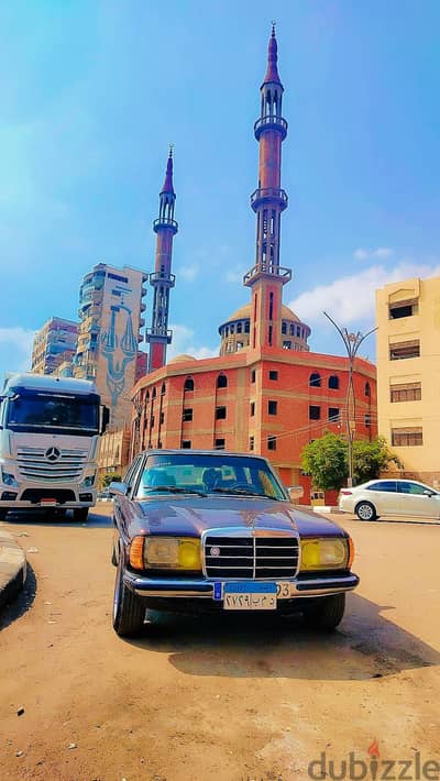 مرسيدس بنز اي 200 1982