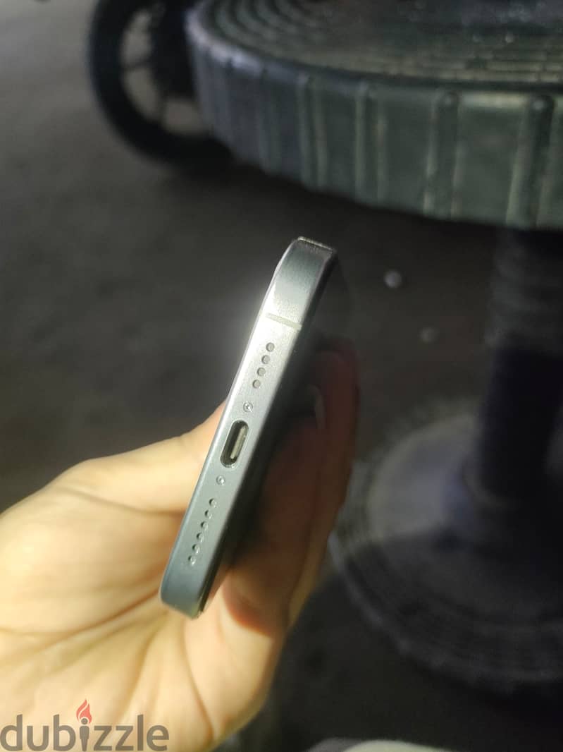 IPhone 15 Pro Max (dual sim) 2