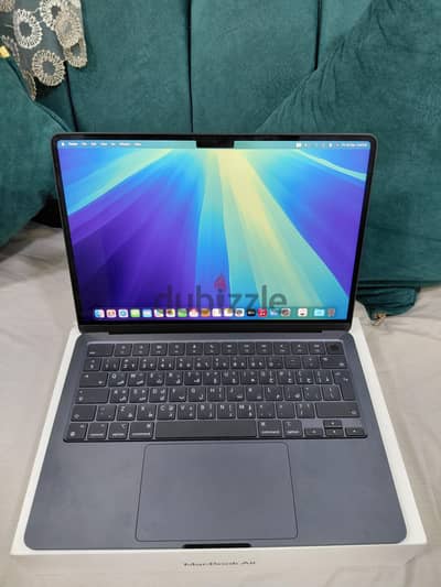 MacBook Air M2 Ram 16 Open Box  only